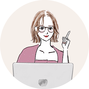 パソコンを片手にポイントを教えてくれる女性